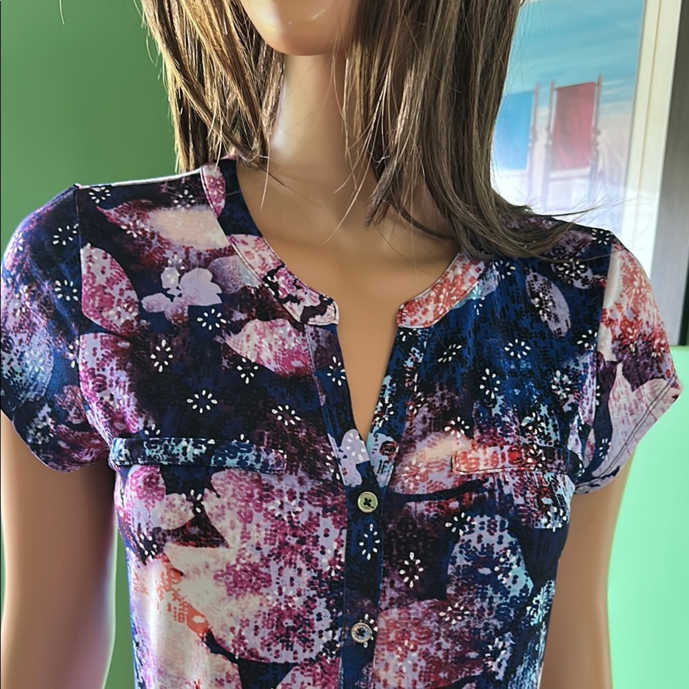 💜💜EUC Dana Buchman Fitted Blue and Purple Peplum Top💜💜 - Picture 3 of 9
